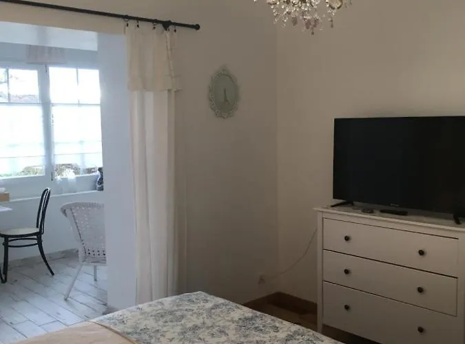 D'hotes Le Mont D'anon