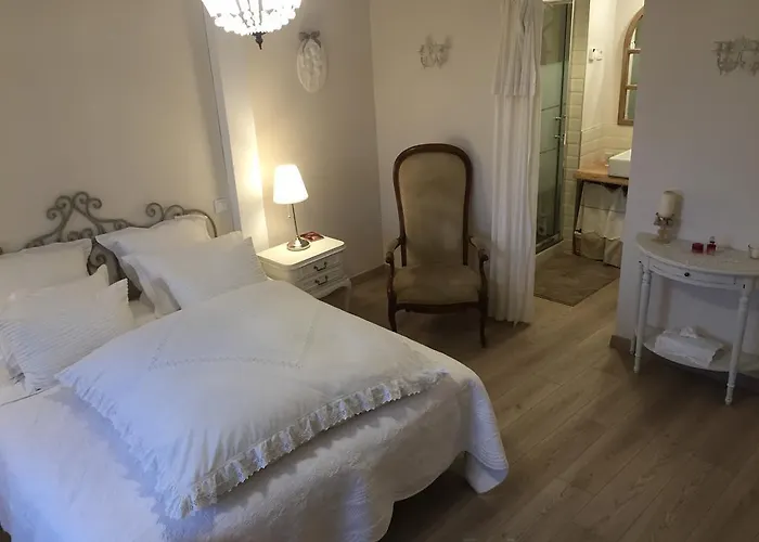 D'hotes Le Mont D'anon Nocleg ze śniadaniem 3*